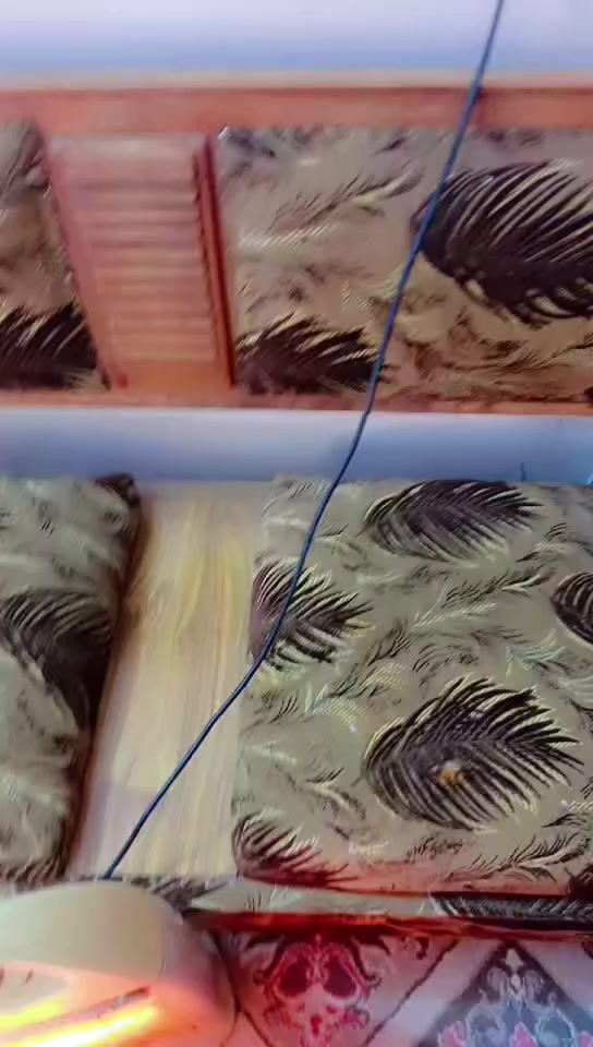 تخم نجاره ثكيل ١٤نفر ماصاته من وبي يرهم للبيت للكوفي للكهاوي جدا نظيف وقوي سعره ٩٠مكانه حله
***********
