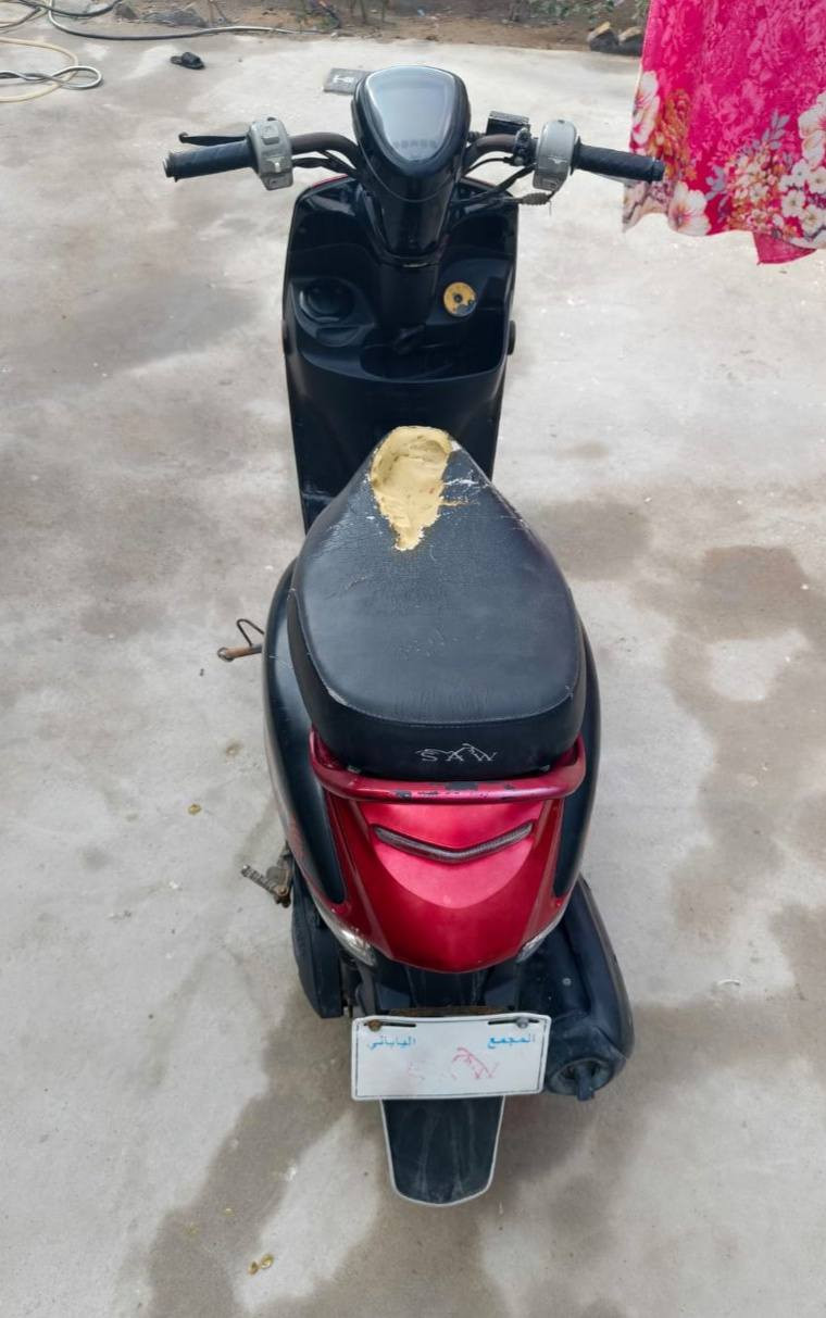 بوليسي صيني مكينه 120ياباني  خرسه الدراجه كلشي شغال لايت عالي ناصي سلف اشاير بكلايت قفل جنطه الدراجه على ايدي مطلعها  وكيل مفتوحه مرا وحده فقط ولفات الباقي كله كفاله
باقي التفاصيل خاص
العنوان؛ نهر الباشا


**إذا كنت صاحب هذا الإعلان وتريد حذفه لأي سبب، رجاءا أرسل رسالة إلى الدعم الفني**