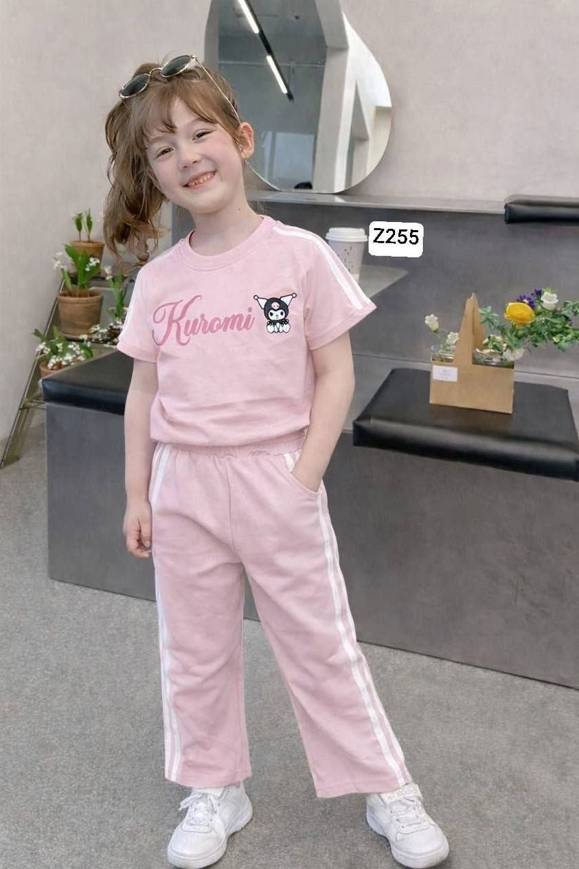 #تراك بناتي خامه درجه اولئ

#يلبس من سنه لحد 7سنوات

#السعر 7 ❤️


**إذا كنت صاحب هذا الإعلان وتريد حذفه لأي سبب، رجاءا أرسل رسالة إلى الدعم الفني**