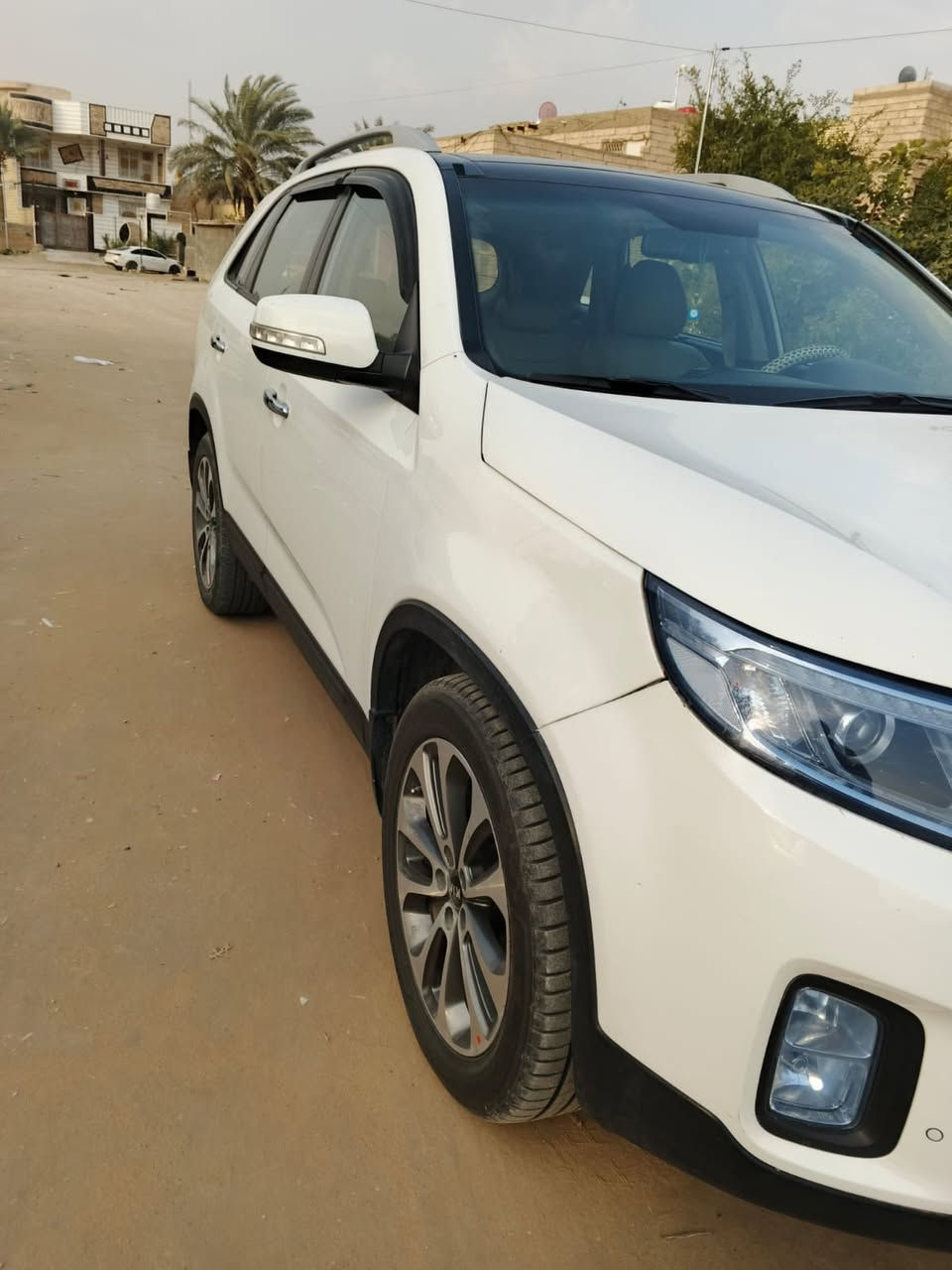 سلام عليكم. للبيع فقط                                                          سورنتو 2014 خليجي.                                                             

سيارة نضيفة وفول مواصفات ما ناقصهة اي شي

الموصفات : 
بانورما 
محرك 3.5. v6 
3 قطع تبريد 
رقم شمالي سليمانية 
انكليزي سيارة باسمي 
السنوية الى نهاية  2028

السيارة بيهة تبديل بنيط
 + ربع جاملغ الايمن بدون دواخل ابداً 

(((((((((مكاني كربلاء)))))))))

سعر السيارة.     185 ورقة

‭***********‬
