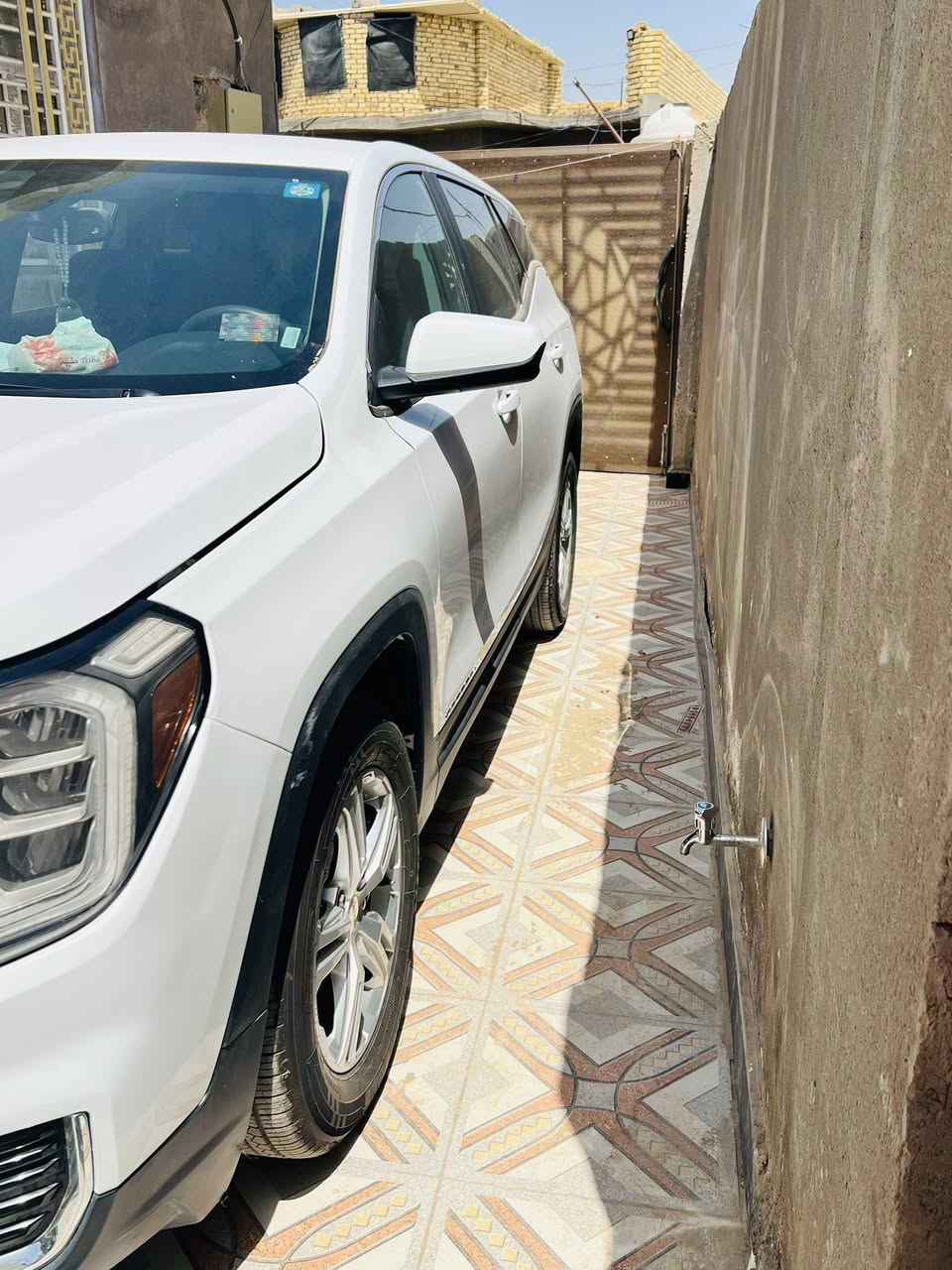 تيران ٢٠٢٤ شهداء
محرك ١٥٠٠ تيربو 
مواصفات sel عادي 
امريكي حادثه بسيط جدا 
١٧٠ وبيها مجال 
شهر الثاني ٢٠٢٨ تصير حره 
وكاله عامه بيها


**إذا كنت صاحب هذا الإعلان وتريد حذفه لأي سبب، رجاءا أرسل رسالة إلى الدعم الفني**