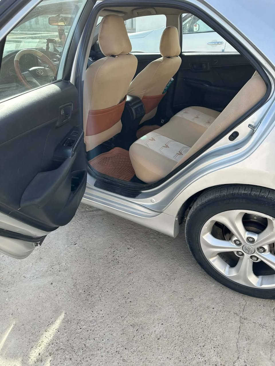 كامري ١٤ ابيع حزام رقم اربيل تريد وكاله تريد تحويل مكاني الحبانيه للستفسار ***********
