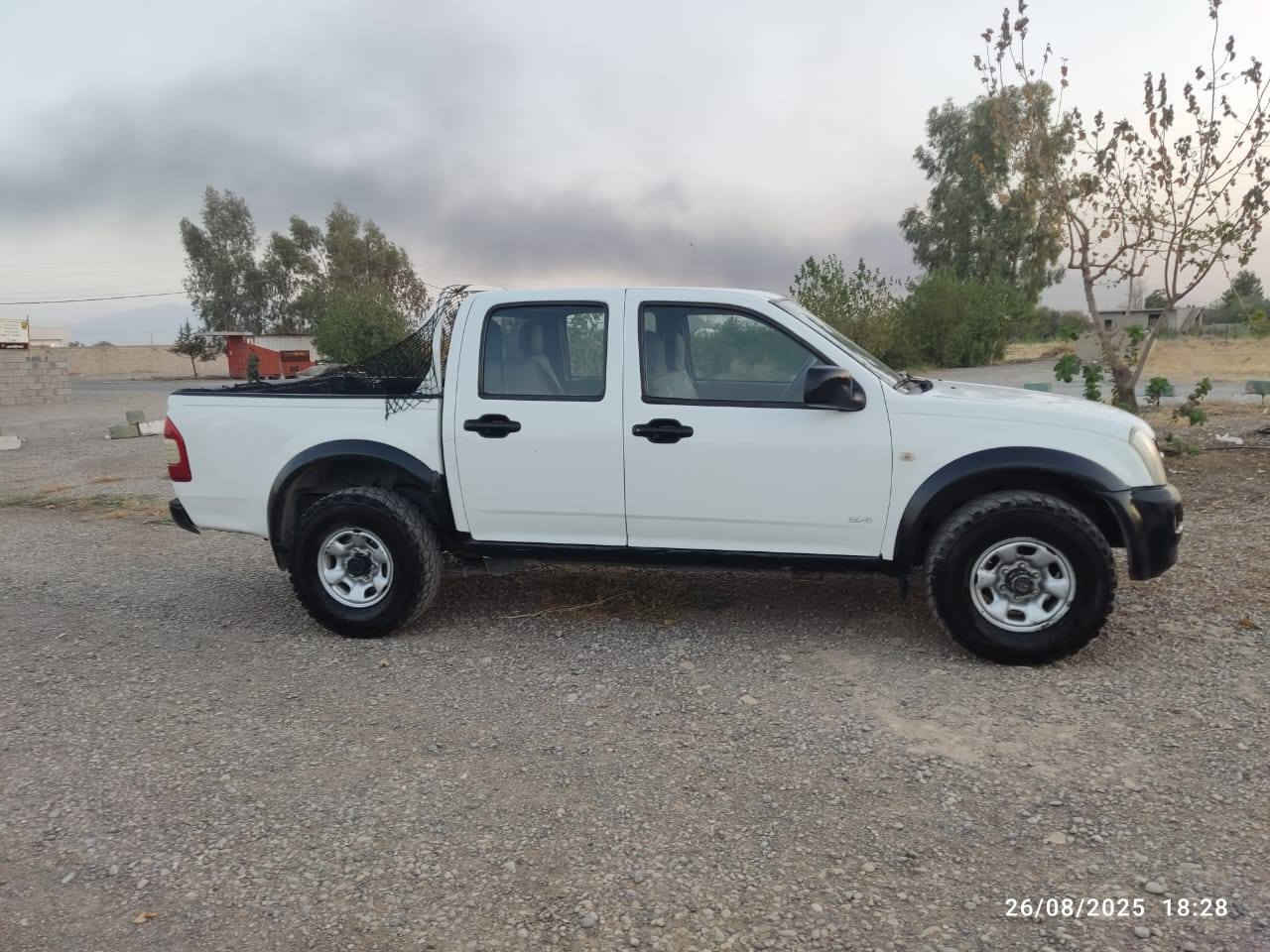 شؤفرليت 2005 يه ك پارچه سبوخ ده بل ئه كسل  ئيش ئه كات بي ده عموو ليدراو چوار تايه ي تازه  مالي مه ده ني به شه رت  45 معامه له ئي من نيه تيل بو خاوه ني بكه ن *********** رانية, السليمانية
