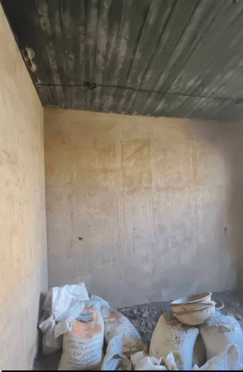خلفات جص وبورك متفرغ ين متر ع خاص ***********
