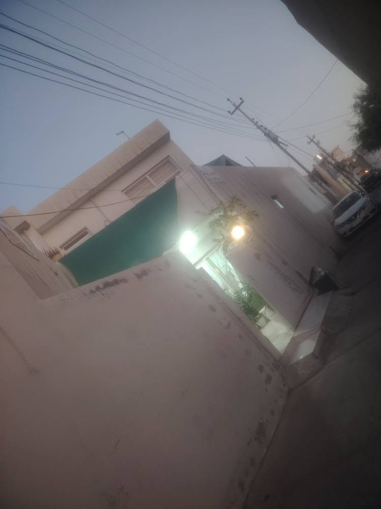 خانوو نوێ پاک و خاوێن لە هەولێر گەرەکی باداوە نزیک فندق کریستال روبەری 125مەترە بۆ فرۆشتن خانوەکە نوێیە نرخی خوار بازار 550وەرەقە ژمارەی تەلەفۆن *********** واتساپ کۆرەک أربيل, العراق
