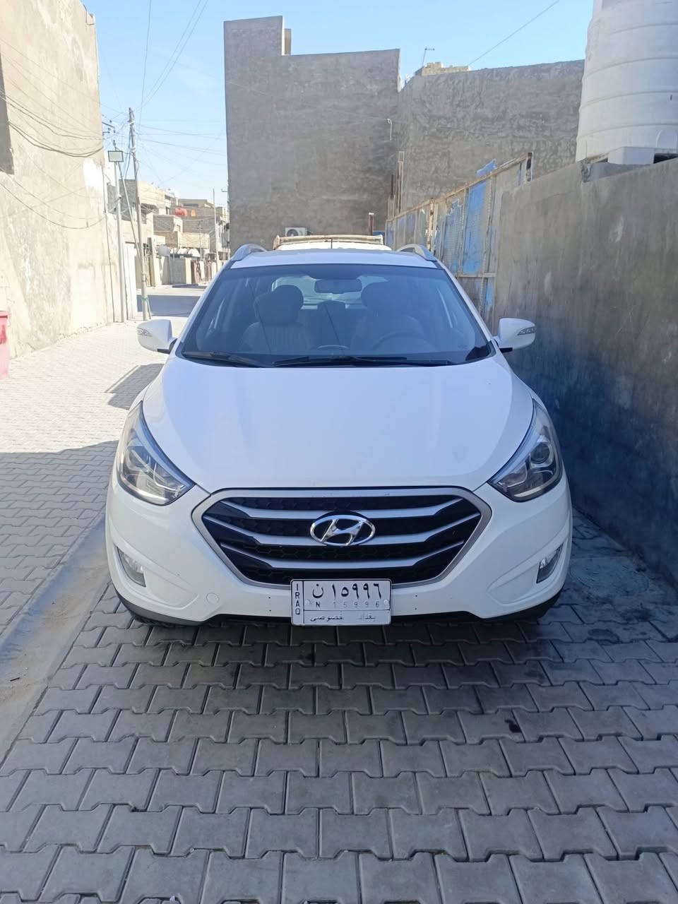 سلام عليكم توسان موديل 15 سياره خليجي بيه قطعتين صبغ اثر شخوط سونار بالمنشور السيارة جاهزة للخير تخم تاير باتري كله جديد رقمه بغداد مكان سياره بغداد الزعفرانية رقم *********** سعره 143 وبيه مجال شي بسيط غير متواجد على الفيس فقط واتساب او تصال
