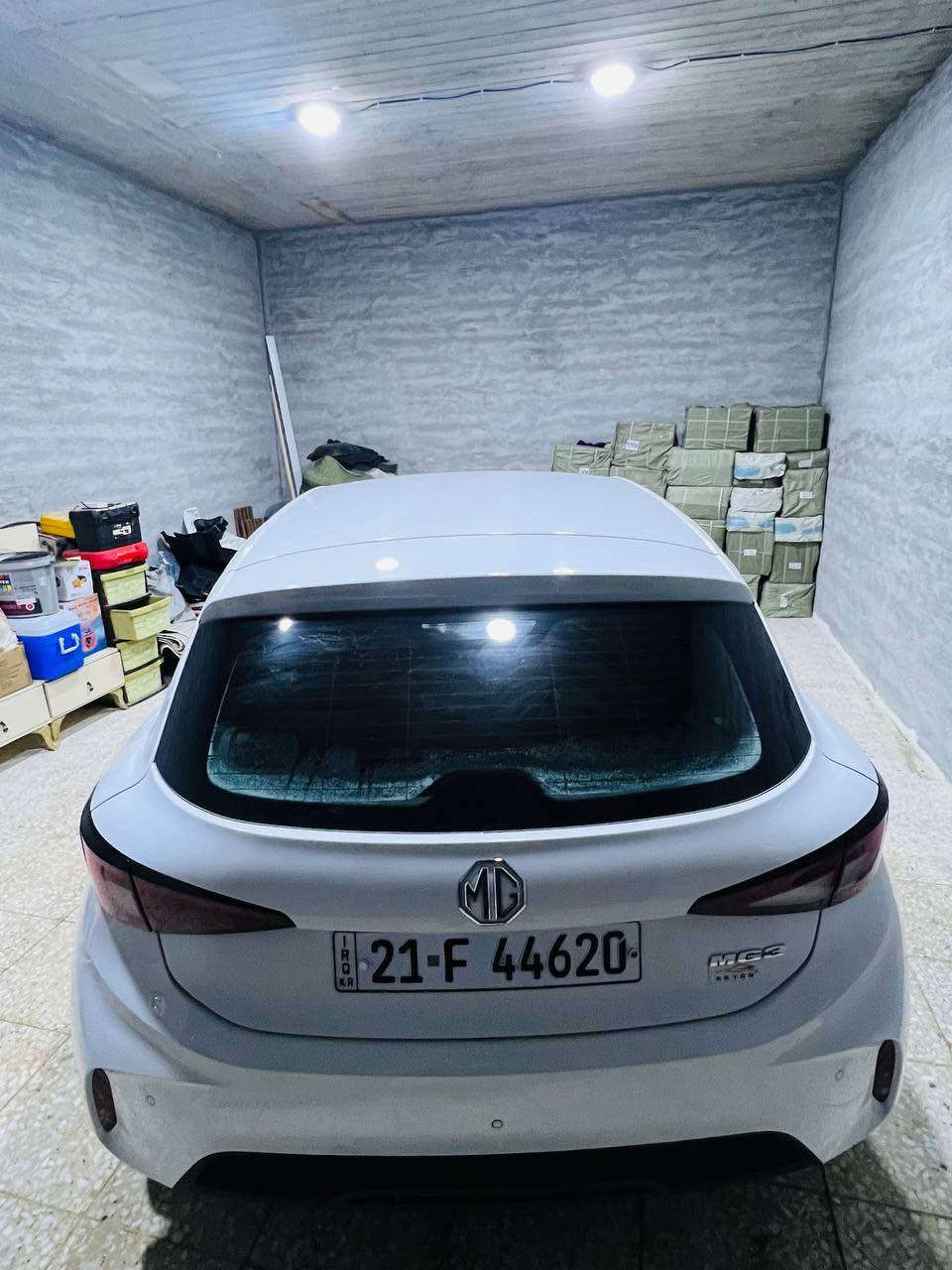 یم جی ٣ 
مۆدێل٢٠٢٥ مانگي ٣ ده ركراوه 
.. سەیارەکە يه ك دەستە لە سفرەییەوە لای خۆمە بە ناوەی خۆمەوەیە 
.. مواسەفات ستاندارد ( دەبڵ گێرە گێر ئۆتۆماتیک وعادی، ئاوێنە ئیشارەت،لایتەکانی هالۆجین و تەبیردە، ٢ سەماعە ،، شاشەیە و کامێرەیە ، حاسەی دواوەی هەیە ،لایتی ئۆتۆیە، بلاجکتۆرە،مەکینەی ١٥ دەبڵ کەمشەفتە کە مەرغوبە، لێخوڕینی نەرم و هێز و توانایەکی زۆرباشی هەیە ، نیضامی ئیکۆ ی هەیە بۆ بەنزین کەم خواردن، سپێری دانەگیراوە، گاعی و کەپی شەریکەی ڕانەخراوە ، سوکان ڤۆلیۆم و تەحەکومی سوکانە، حاسەی تایەیە ، خامی کوشنی تێگیراوە وەکو بیلاد ، قفڵ مەرکەزی ، دوگمەی sos هەیە، ماوەی ڕۆشتن ١٥ هه زارکم تازە سێرڤزی بۆ کراوە 

ده عامي بو ده عامي به شه رت بي شوخت بي سارد بي بوياخ بي چال لايتي پيشه وه كراوه به زينون تازه روني گوراوه گاعي يه ك بارچه ي پلاستيكي بو دانراوه يه ك دينار مسرفي نيه

نرخی :١٠٢ گەلاو مەجالێکی زۆر کەم 
شوێن سلێمانی 
ژ.م : *********** السليمانية, العراق
