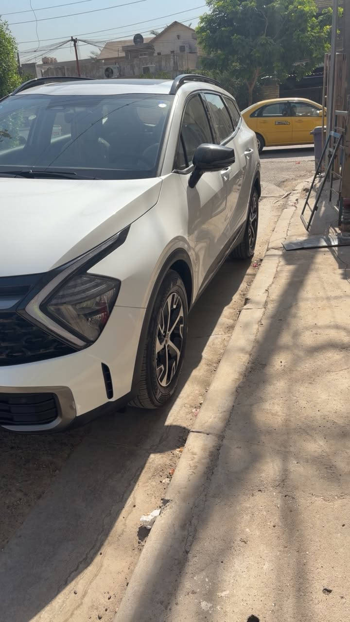 للبيع موديل ٢٥ صين
للبيع فول ماشيه ٤٠٠٠ كفاله السعر ٢٢$ مكانه اليرموك ***********
