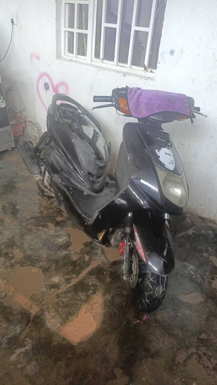 سلام عليكم دراجه سكنس نثيه 140 دراجه خير من الله بس نقصه سلف فقك  دراجه مفتوحه وشلعه ما شاء الله شك كاعد ومعدله مشيت بيه 95وخففت وبعد اكثر تمشي معدل بس اني سكنس ماحبه اريد اروسه ب دراجه ماكس اي نوع بس بدون نطايح رقمي *********** بي وتساب
