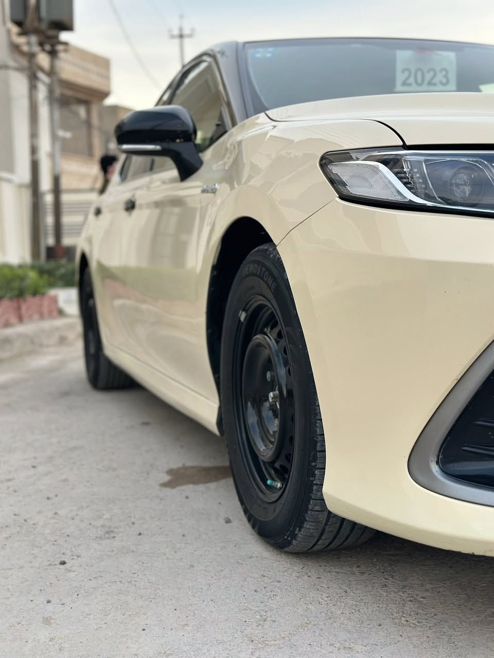 السلام عليكم موديل 23اصل للبيع رقم بغداد جديد بسمي ثانيوم تحويل ماشيه 140 الف
تخم تاير 
بطاريه 100$100
الحادث موضح بل صوره 
داخل الكشنات مخمل 
نوع سياره ساس LE
اي ستفسار اتصل على هاذه رقم 
***********
***********
السعر 58 وبيه مجال
العنوان بغداد المحموديه
