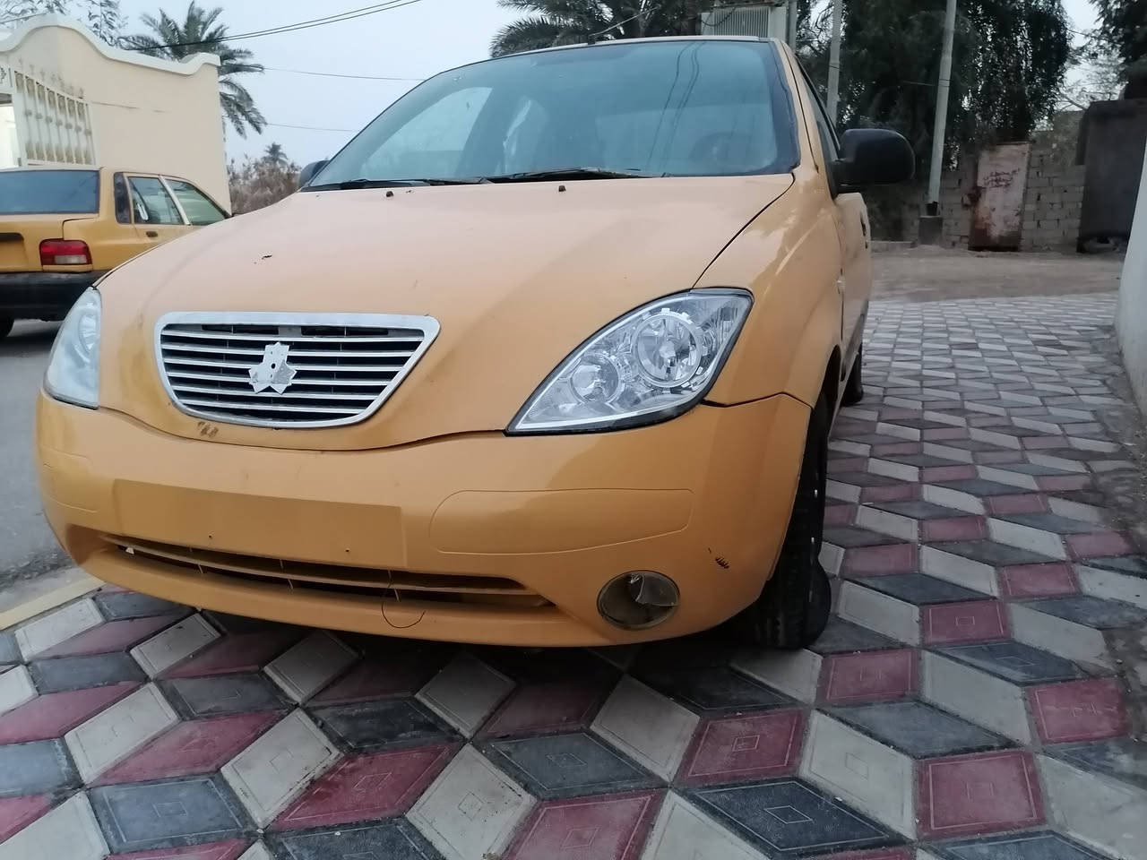 للبيع طيبه مديل٢٠١٥ رقم بغداد مصفره هيه وغرامات مكينه وكير شرط حداديه جديده كهرباءيات شغاله دواخله نضيفه العنوان الديوانية الحمزه الشرقي المؤبايل *********** السعر ٣٥ مكلف بل نشر
