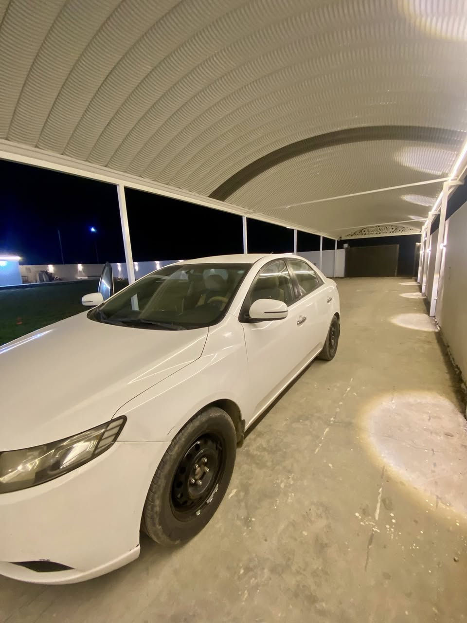 السلام عليكم سيراتو 2013 للبيع وارد خليجي رقم  سليمانيه الرقم الجديد سونار موجود بالمنشور السعر 103وبيها مجال مكاني بابل الحله

***********
