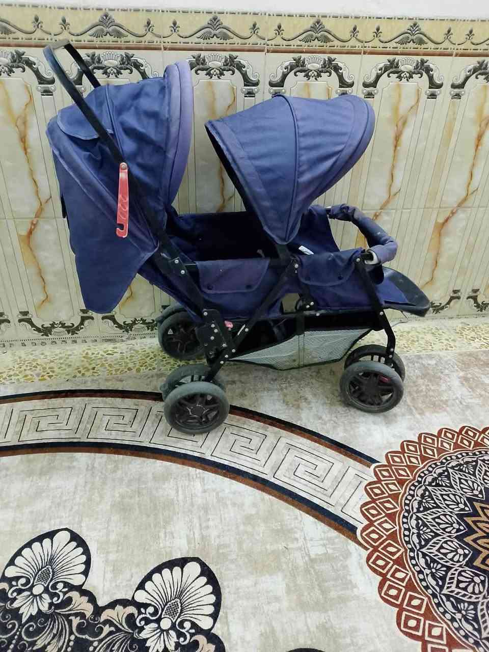 السلام عليكم عربانه اطفال نفرين تصير منام وجلوس وايضا خفيفة جدا للاستفسار واتساب ***********
