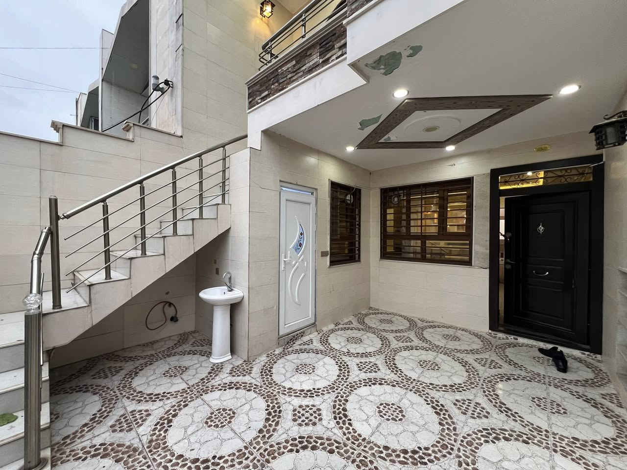 💥🎯#نرخی گونجاوە كامل ناو مال  ||#سعر مناسب VIP
🏦#خانوو  تاپۆ    🌲مقابل شارع12🌲 || لەموقیعی باش || فول كوالێتی || بۆفرۆشتن 
🌍#شوێن || هەولێر || گەڕەکی 5 حصاروك  ||نزيك شارع120 
🧱#ڕووبەری||  100 متر 🌲    
🗄#پێک هاتوەلە||  3 ژوری نوستن مطبخ  وطبخ عمل و 2 هۆل و  2 حمام   بیتونە 
💰#نـــرخ   
📠#بۆ پەیوەندی کردن
📴فایبر واتساب***********
📴اسيا***********
ـــــــــــــــــــــــــــــــــــــــــــــــــــــــــــــــــــــــــــــ
🏦#بيت100متر__شارع12_طابوو__مؤثث  🌲🌲  ||موقع ممیز  || فول موصفات   || للبیع قريب شارع120 
 🌍#الموقع ||  اربیل|| حي خمسة حصاروك| 
🧱#المساحة || 100 متر      
🗄#یتکون بیت ||  3 غرفة نوم مطبخ  مطبخ عمل و ۲ صاله و 2 حمام بیتونە  
💰#الســعر   
📠#للاستفسار اتصلوا ........
📴فایبر واتساب***********
📴*********** اسيا
