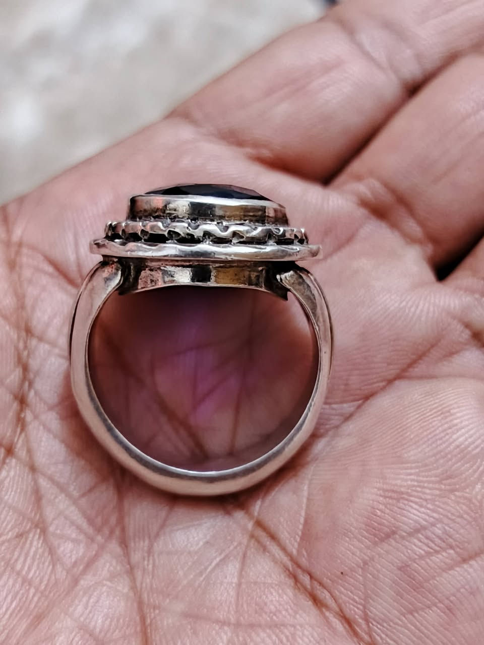 جمشت مترش صياغه يدويه ثقيله قياس 23 سعر 150 الف مكاني مدينة الصدر  ***********
