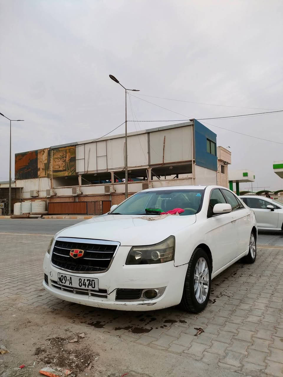 امكراند موديل 2013 محرك 2000 
شرط السونار بيها صبغ بالهلالات ، فتحة سقف ، تبريد تدفئه ، دواخل افلون كله جلد ، محرك و كير ميستيوبيشي ياباني بلاد مو تحوير 
باسمي رقمها واسط سنويه لل29 ، مكانها بالكوت ب72 و بيها مجال 
*********** واتساب
