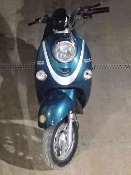 السلام عليكم دراجه شحن للبيع موديل 2025 كامل كهربائيات نقص بس بطاريه وحده للاستفسار اتصل على الرقم ***********
