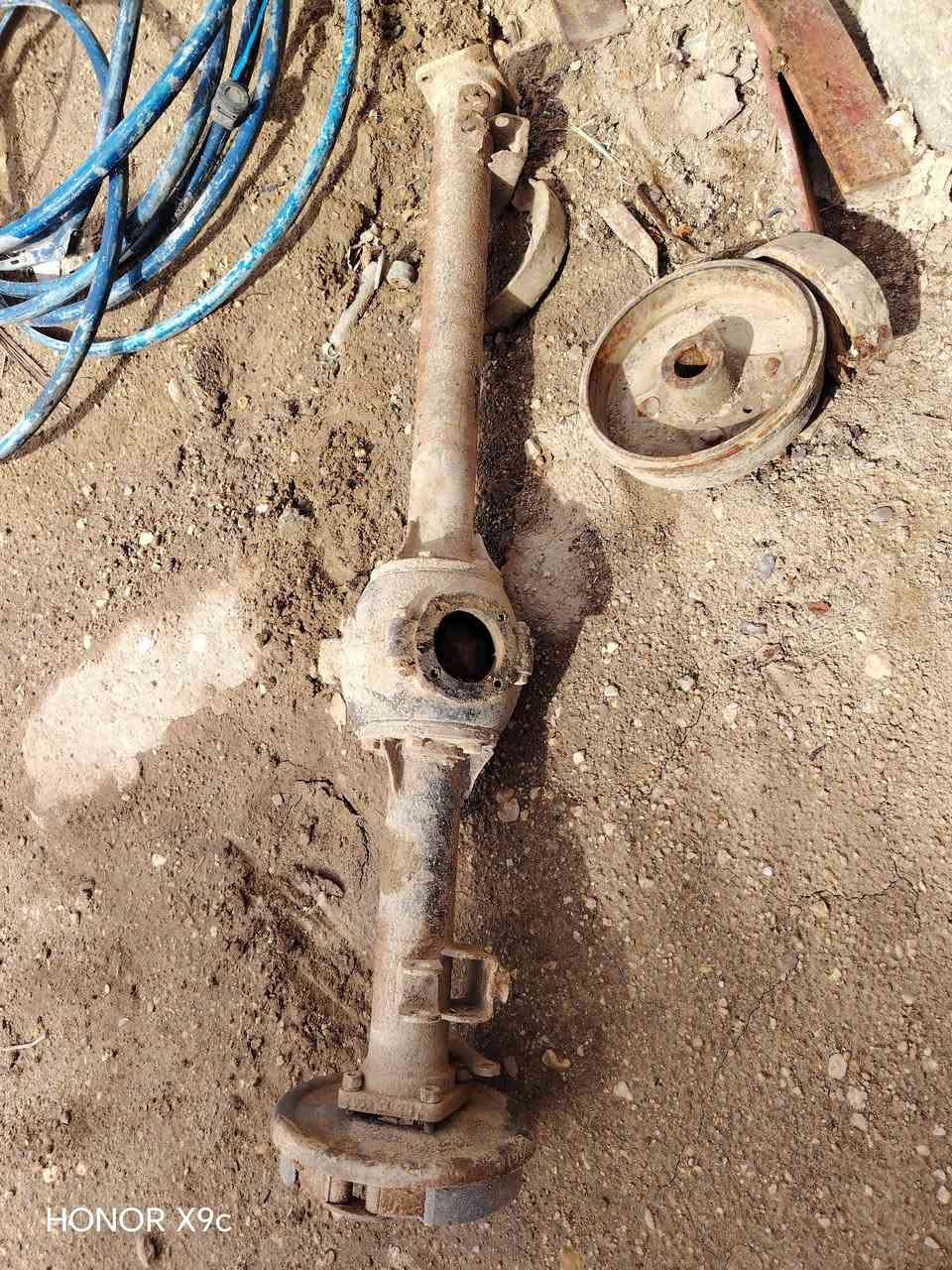 سلام عليكم اكسن ستوته للبيع مال امتيار ما بيه شفتات وطاسه وحده بيه كايم مكان النجف ابو صخير سعر100 مو شراي لا يتصل ***********
