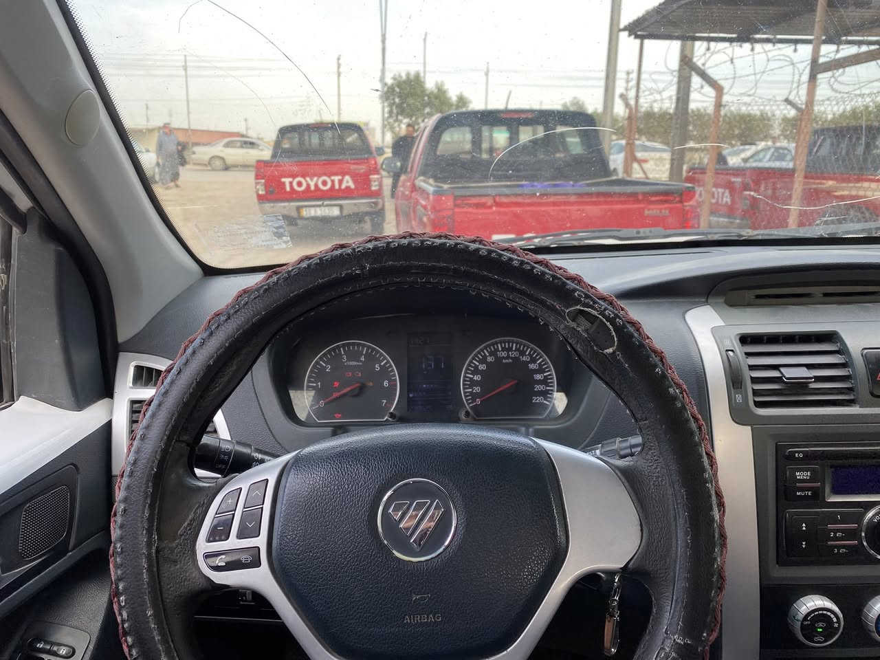 سلام عليكم لبيع صيني موديل 20 رقم بصره مكفوله كافله عامه  حداده تخم تاير تبريد كل شغال سنويه 26/12 مكينه كير عادي خير من الله مكينه بلاد لا تنقيص ولاتبخير  المكان البصره قضاء الدير الهاتف *********** السعر 88 وبيها مجال للطيبين
