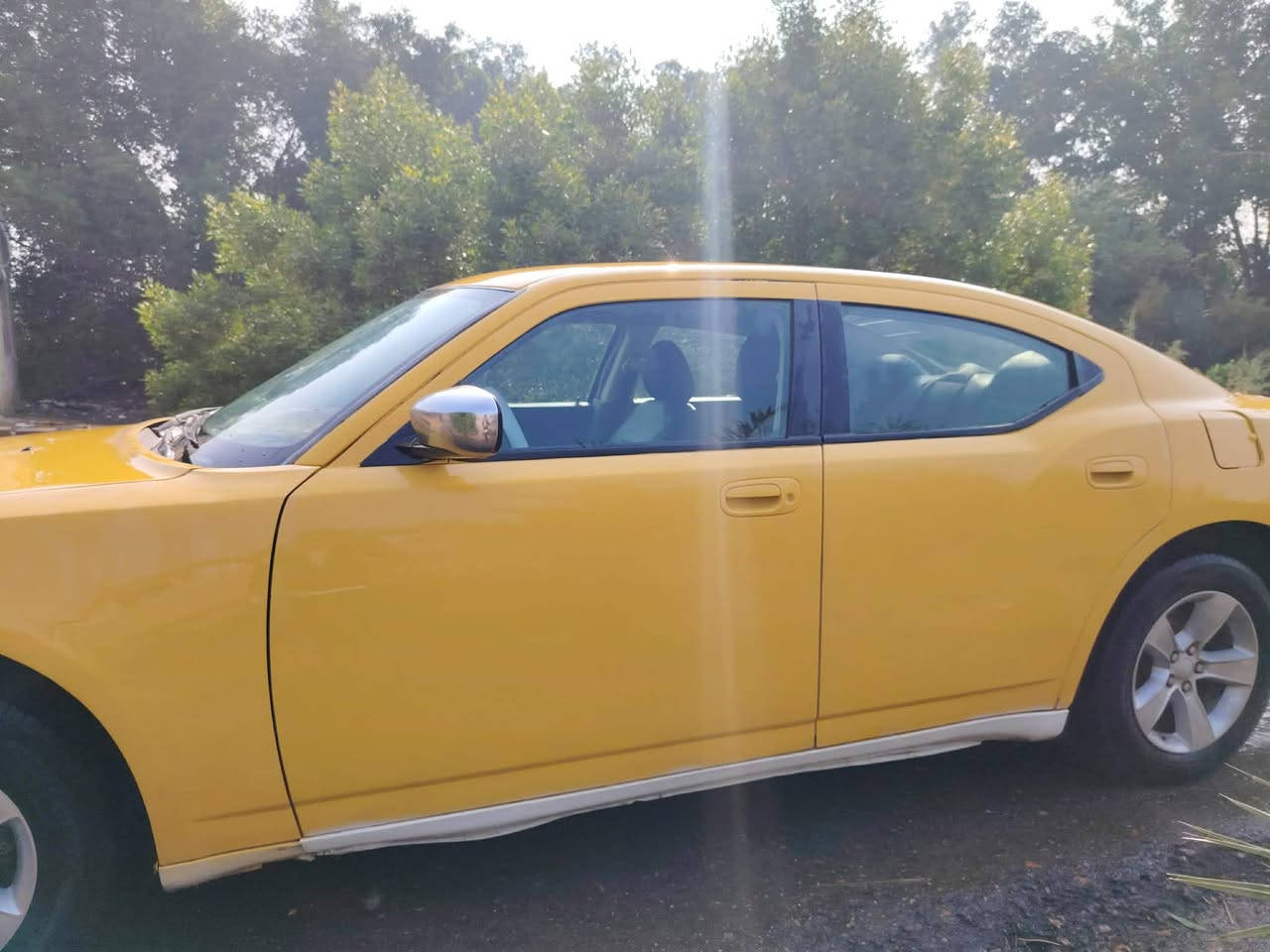 جارجر 2008 حادثة جاملغ الخلفي فقط  (بيع مراوس بخصوصي)
خطها عماره بغداد  سياره حلووه كلش 
مكينه وكير كفاله. 
مكفوله من لكص او لعيب الشرعي او الأصوليات 
تخم تاير جديد حداديه جديده. 
سعر88 وبيه مجال مكان سياره ميسان. المجر الكبير. 
***********
