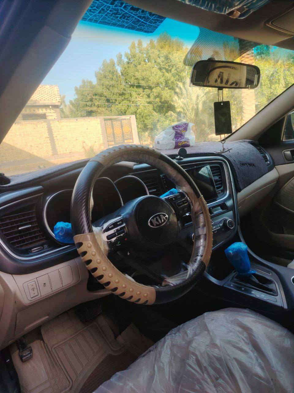 سلام عليكم 
للبيع اوبتيما امريكي
موديل 2015
محرك2400 گير مكفول منضومة تبريد جديده
حداديه جديده تخم تواير 
مكان سياره سماوه
للستفسار ..***********
