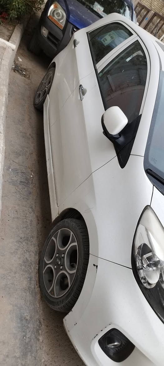 السلام عليكم كيا بيكانتو 2016 فول سياره جاهز مابيه نقص ماشيه 34 بيه صبغ مكانين هاي مااشر عليه فقط مكان بغداد الزعفرانيه السعر 110 وبيه مجال ***********
