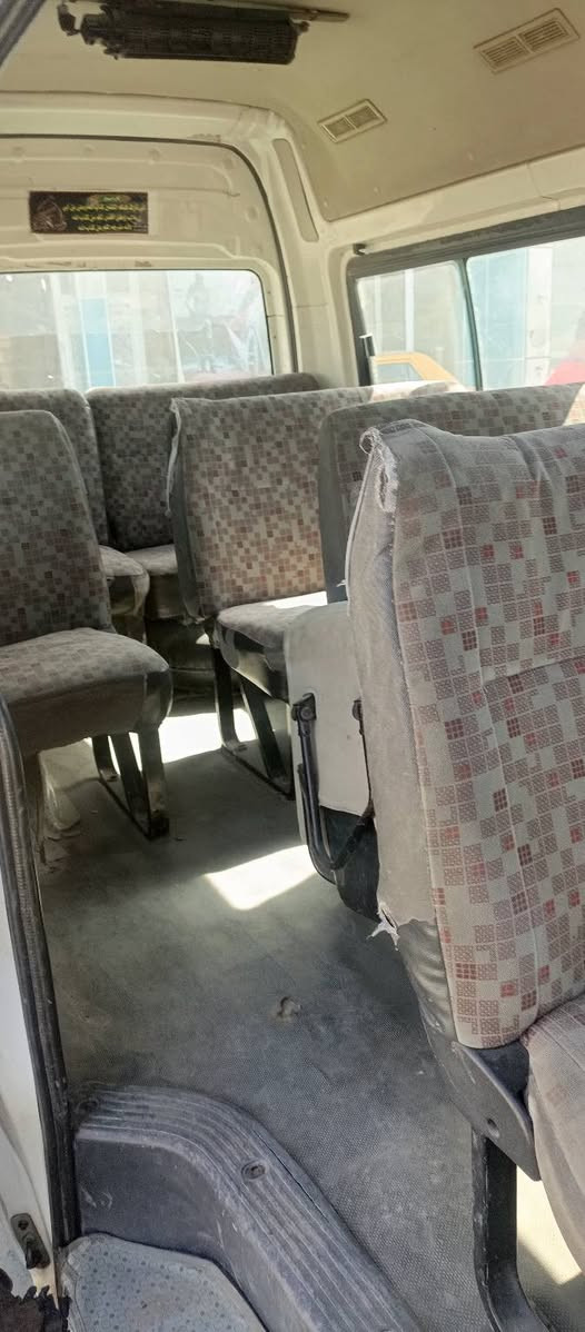 السلام عليكم فتون سي تو 16للبيع أو مراوس بجنبي اج تو فقط كير ومكينه وتبريد وصدر وتايرات مكفول منظومه غاز،60لتر. مابيه لاضربه ولاصبغ بس بيه خياسات وطخات بلحجول مامعمراة السنويه بسمي ل27 عارظها 90وبيه مجال ***********
