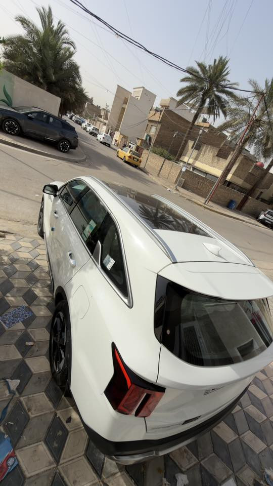 السلام عليكم سورنتو ٢٤ رقم اربيل ماشية 55k خليجي نص فول بيها طخه باب عكس السايق مثل ما موضح بالصورة السارة حلوه ونضيفة   محرك ٦ سلندر المكان بغداد شارع فلسطين للا ستفسار *********** وات ساب متوفر السعر ٢٨٥ بيها مجال بسيط
