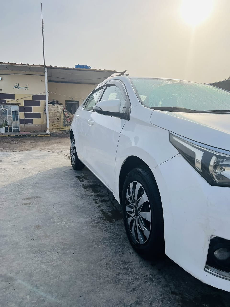 السلام عليكم كورلا 2015 الشركه العامه
السياره مكفوله ما عده صبغ قليل بقبق الجنطه اثر شخط فقط  موضح بالسونار 

محرك وكير مكفولات بشرط 

المحرك 1.6 

شادلها شاشه جديده 

وباتري جديد

السياره ما تصرف عليها دينار واحد 

مـاشيـه 190 💚

السياره بأسمي وتحويل ثاني يوم

مكاني واسط قضاء الاحرار 

رقم بغداد دولي جديد♥️.

السعر 156$ 🖤

هذا رقمي للشراي ***********
