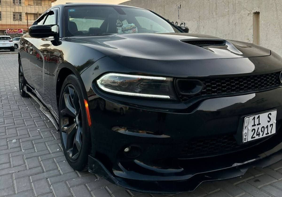 نزلت 20 ورقة من السعر بيع سريع ومناسب
جارجر SXT موديل 2022
وارد امريكي
مواصفات فول
فتحه + بصمه
محرك 3600 V6
كير أوتوماتيك 8 سرعات.
نظام دفع خلفي (RWD).
انظمة قيادة (Eco – Sport)
كشنات جلد
كشنات كهرباء
تدفئة بالمقاعد
نظام صوتي 6 سماعات + مضخم
شاشه كبيره ابل كار بلي
كامره دواره + حساس خلفي
نظام مانع انزلاق ABS + تحكم بالثبات ESC.
حساس ضبط الاطارات
حساس خلفي مع كاميرا رجوع.
مثبت سرعة
لايت زنون
أضائه LED أمامية وخلفية مع نهارية.
تشغيل عن بعد
حادث السيارة مبدل بند فقط و جامغ مصلاح
صور الحادث بالمنشور
مكان السيارة بغداد السيدية 
للاستفسار *********** واتساب

