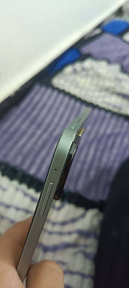 السلام عليكم
شاومي باد 7 للبيع نضيف وجديد عدهه الضربات الي بزاويه
ذاكرته 256
الرام 4.0+8.0
الشاشة 144 هرتز
ينطيك 90 فريم 
السعر 300 وبي مجال
مكاني الامين الثانيه/قرب مدرسة السماحة 
***********
