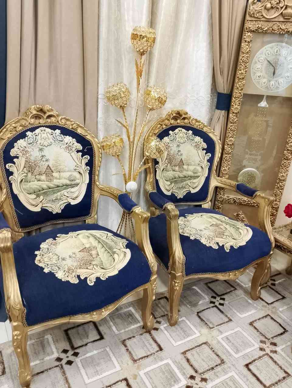 تخم مصري 8 مقعد للبيع بسعر 300 الف
***********
