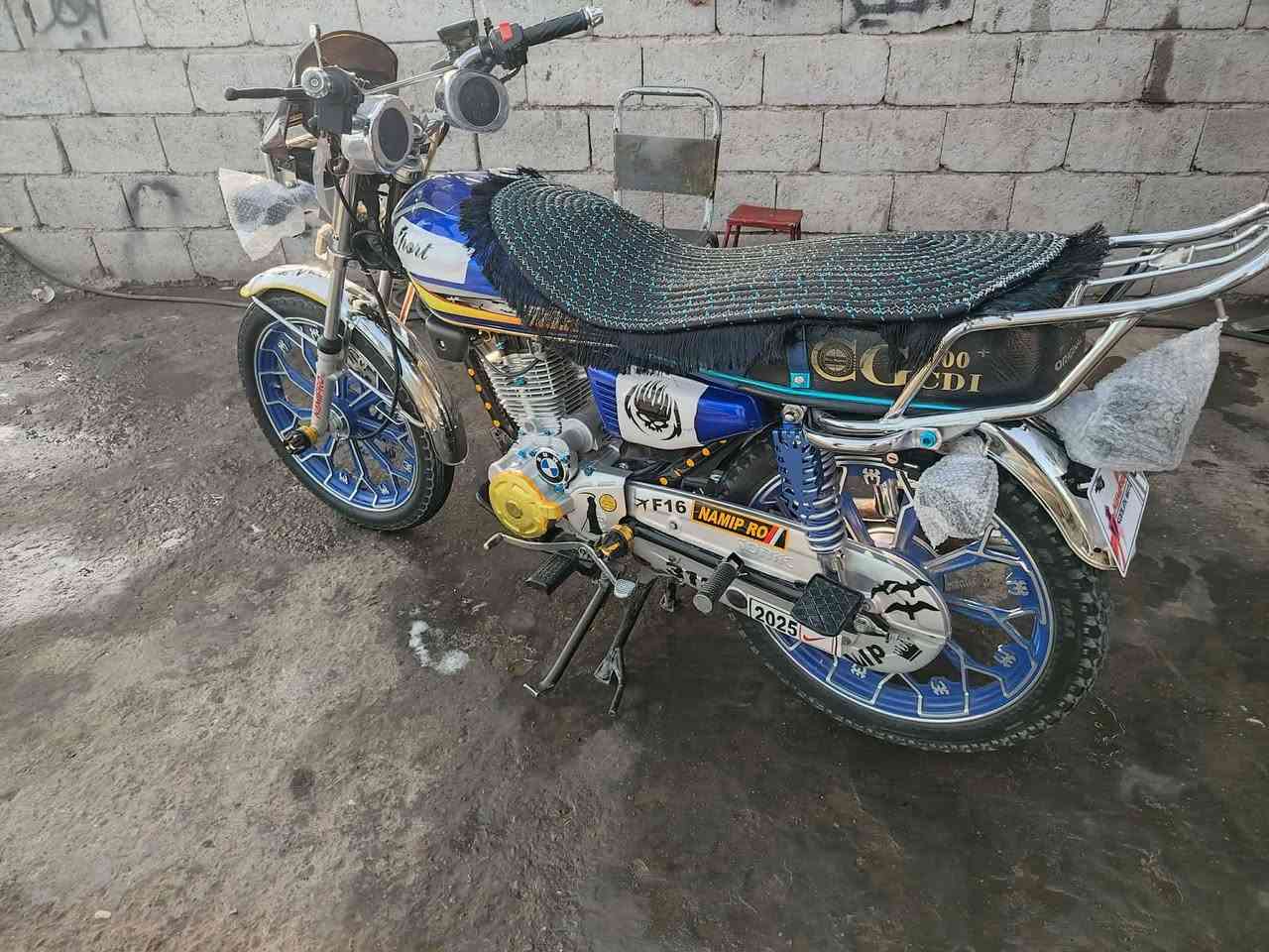 سلام عليكم نامه برو مديل ٢٥ سعر ٧٥٠ وبيه مجال او مرواس شعندك نزل  المكان ديالى سد حمرين خاص او تصل عل رقم ***********
