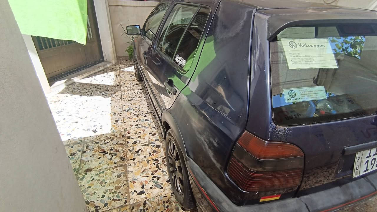 سلام عليكم كولف موديل 92 كير عادي محرك 2000 للبيع 43 وترهم مراوس رقم بغداد الدولي السياره بدون صبع بس البنيد امبدل مكان السياره بغداد حي الجهاد رقم تلفوني ***********موجود وتساب
