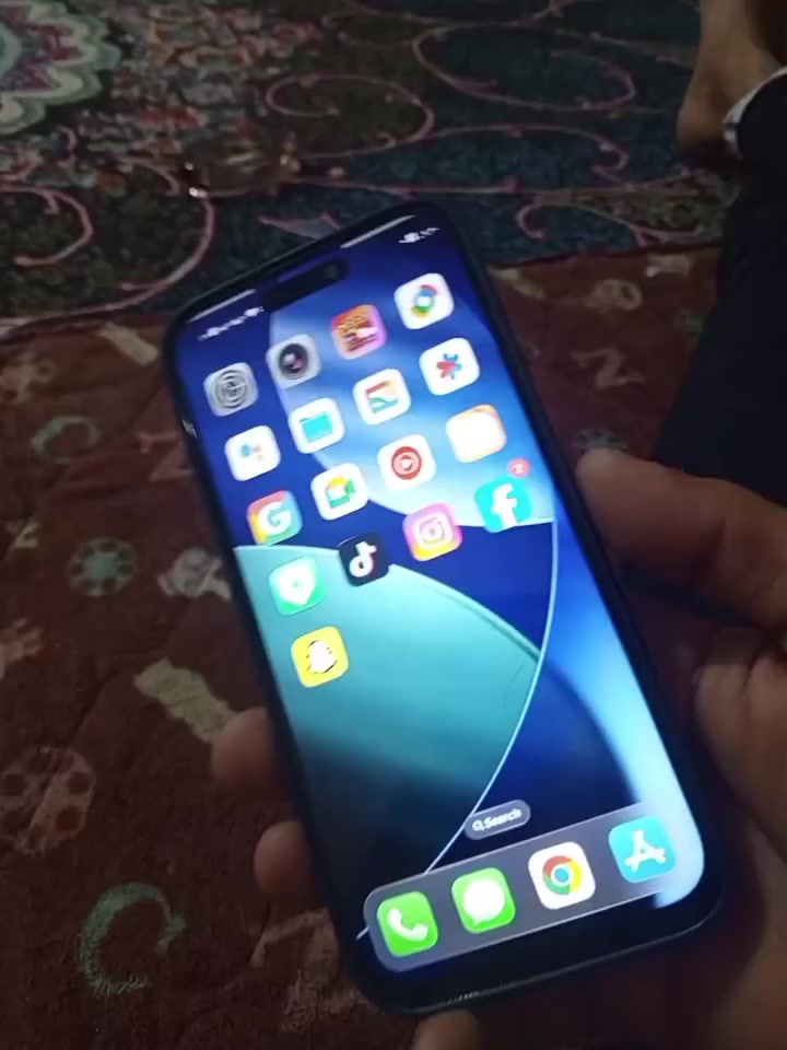 السلام عليكم اسم الجهاز (Hisense Enigma)
جهاز راقي جداً قبل يومين فتحته من الكارتون الله شاهد المكان حله السعر غراضه كامله
200 الستفسار اكثر 
‏‪***********‬‏
