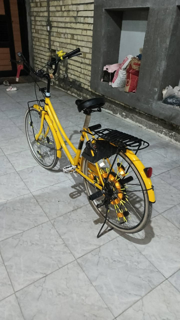 السلام عليكم
بايسكل اصفر لـلبـيـع 

باسكل نضيف غراضه موجودات للبيع هوه وغراضه 

حجم 26

الموديل 2024

السعر (خاص)
مكاني القاسم الحولي


**إذا كنت صاحب هذا الإعلان وتريد حذفه لأي سبب، رجاءا أرسل رسالة إلى الدعم الفني**