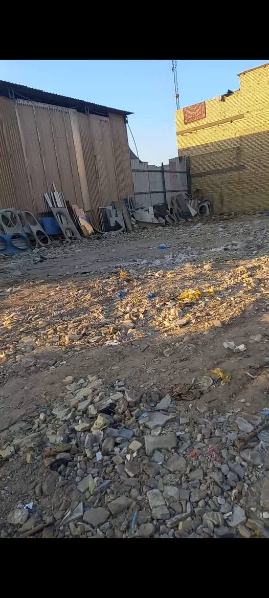 مخزن الايجار كراج يصلح الخزن جميع مواد او معمل نجارة وغيره قريب على شارع العام سايدين من مشاريع ناجه  مساحة ٦٠٠ متر العنوان بغداد حيور قرب جامع الفردوس قرب مخازن البيض استفسار تصل على رقم ***********..
