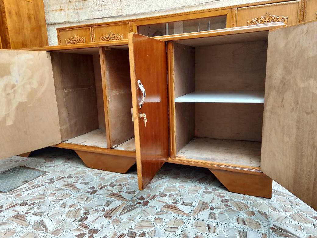 السلام عليكم بوفيه مترين ونص تزكام درجه اولى مستعمله السعر 115 وبيه مجال المكان نجف الاشرف الشراي يتصل على الرقم *********** ويوجد توصيل داخل النجف الاشرف @إشارة النجف, العراق
