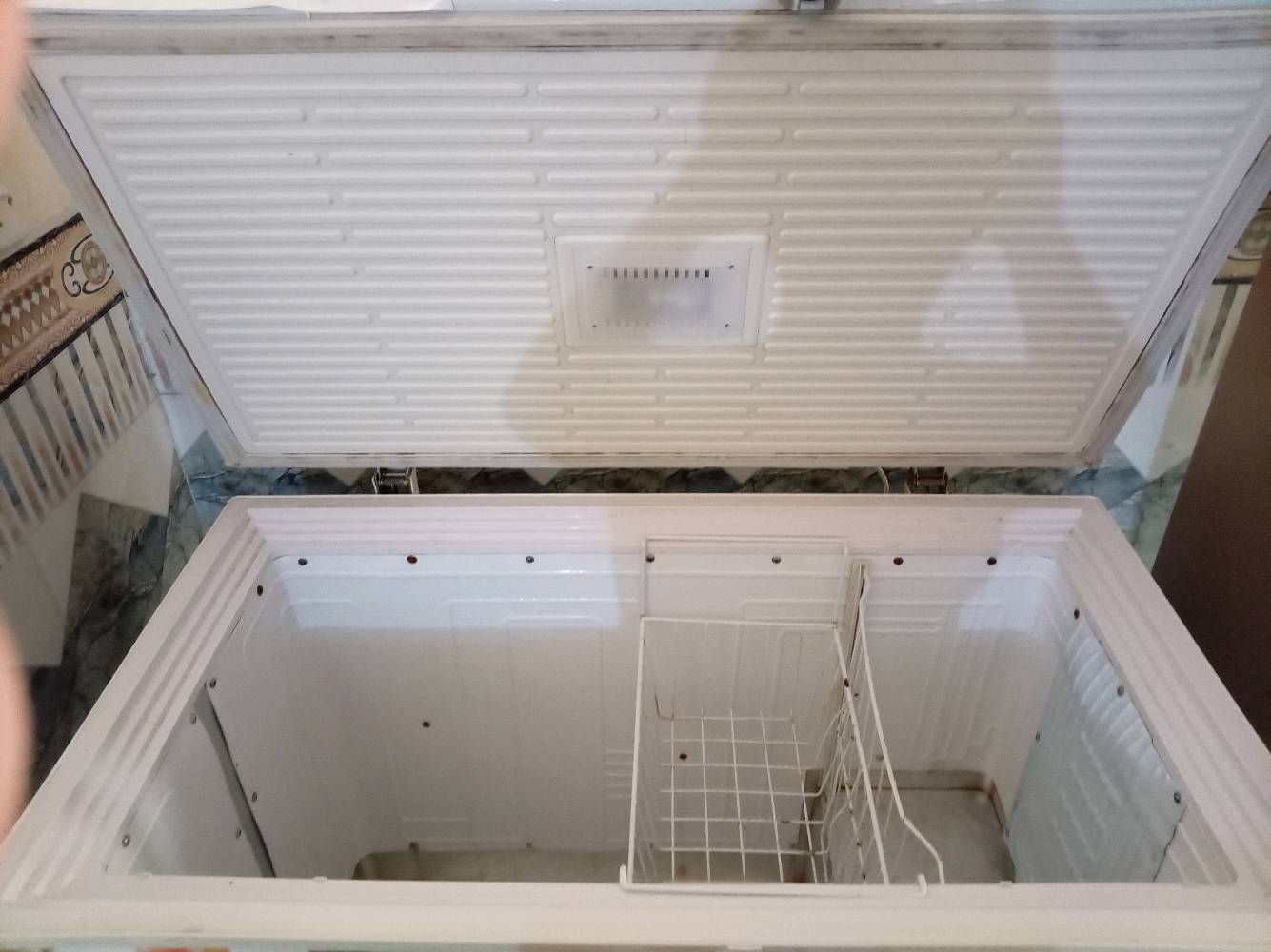 مجمده ١٤قدم ماستر سعودي مستعمله بس نظيفه كلش بسعر مناسب للبيع
العنوان /بابل _ناحية أبي غرق 