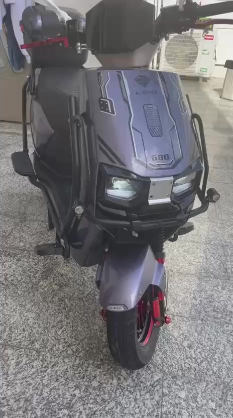 سلام عليكم ماطور سكنس 6بطاريات فول شرط فحص وين ميعجبك اتصل***********
