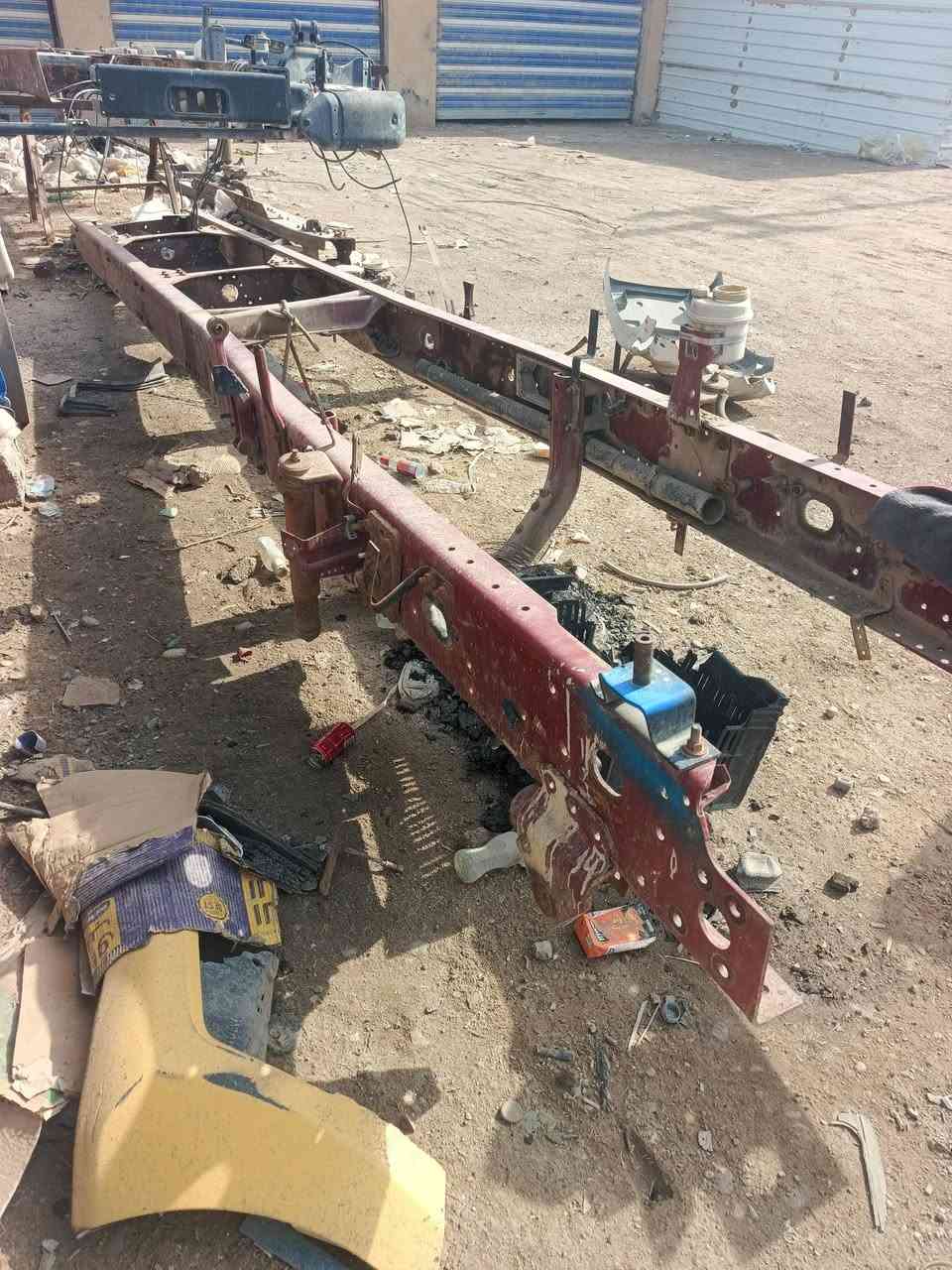 السلام وعليكم شاصي رينو سنكل خلفي بي باج بطن بلادي هوه وفرمماته السعر (6ورقات)  العنوان ديالى خان بني سعد***********
