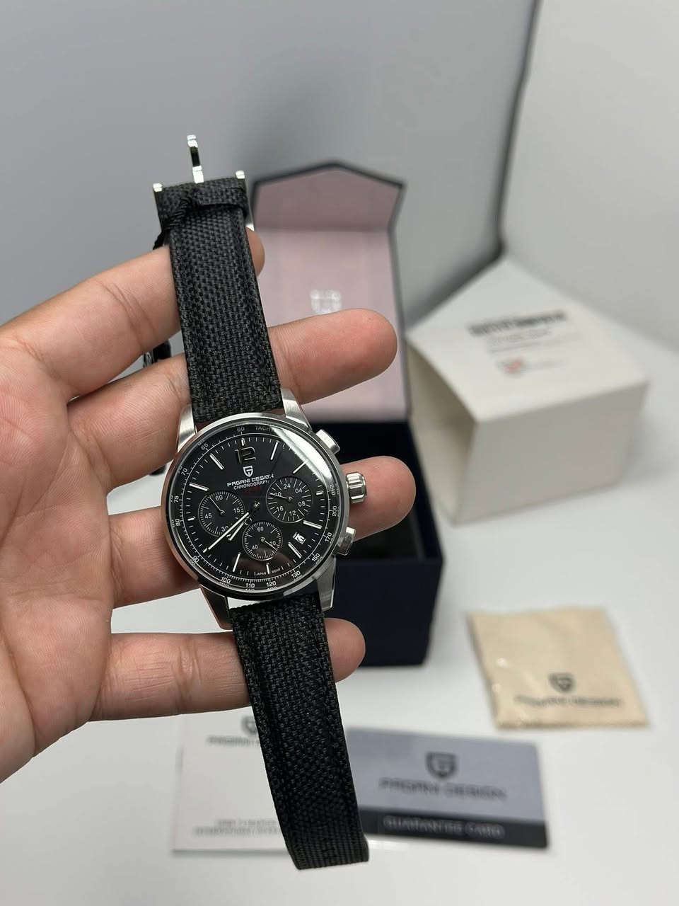 قطعه كلش راقيه ومميزه
من ماركة PAGANI  DESIGN الاصليه 
كرونو كراف سبورت 
ماركه معروفه معلمه سير وقفل وضهر 
زجاج زفير مقاوم للخدش 
كامل الملحقات الاصليه 
مزاد من (50)الف


**إذا كنت صاحب هذا الإعلان وتريد حذفه لأي سبب، رجاءا أرسل رسالة إلى الدعم الفني**