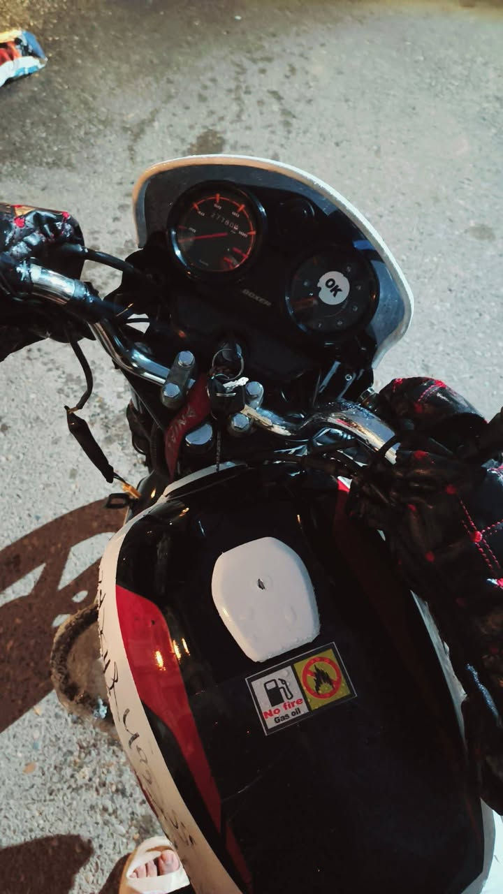 سلام عليكم اخوان درجه بوكسر موديل 23 نزله بنهايت 24 ولدرجه نضيفه حيل وخير من اللة ربع دينار متصرف عليه ومداريه حيل بانزين كله محسن. دهن احسن دهن ادير بسوك. وكامله او اي نقص مابيهارقام نكليزي بغداد ثاني يوم احولك بسمي الدرجه 
(مكاني بغداد الدوره)✅ 
سعره 2500 يعني مليوني ونص. وبيه مجال
رقمي بي وتساب ***********
