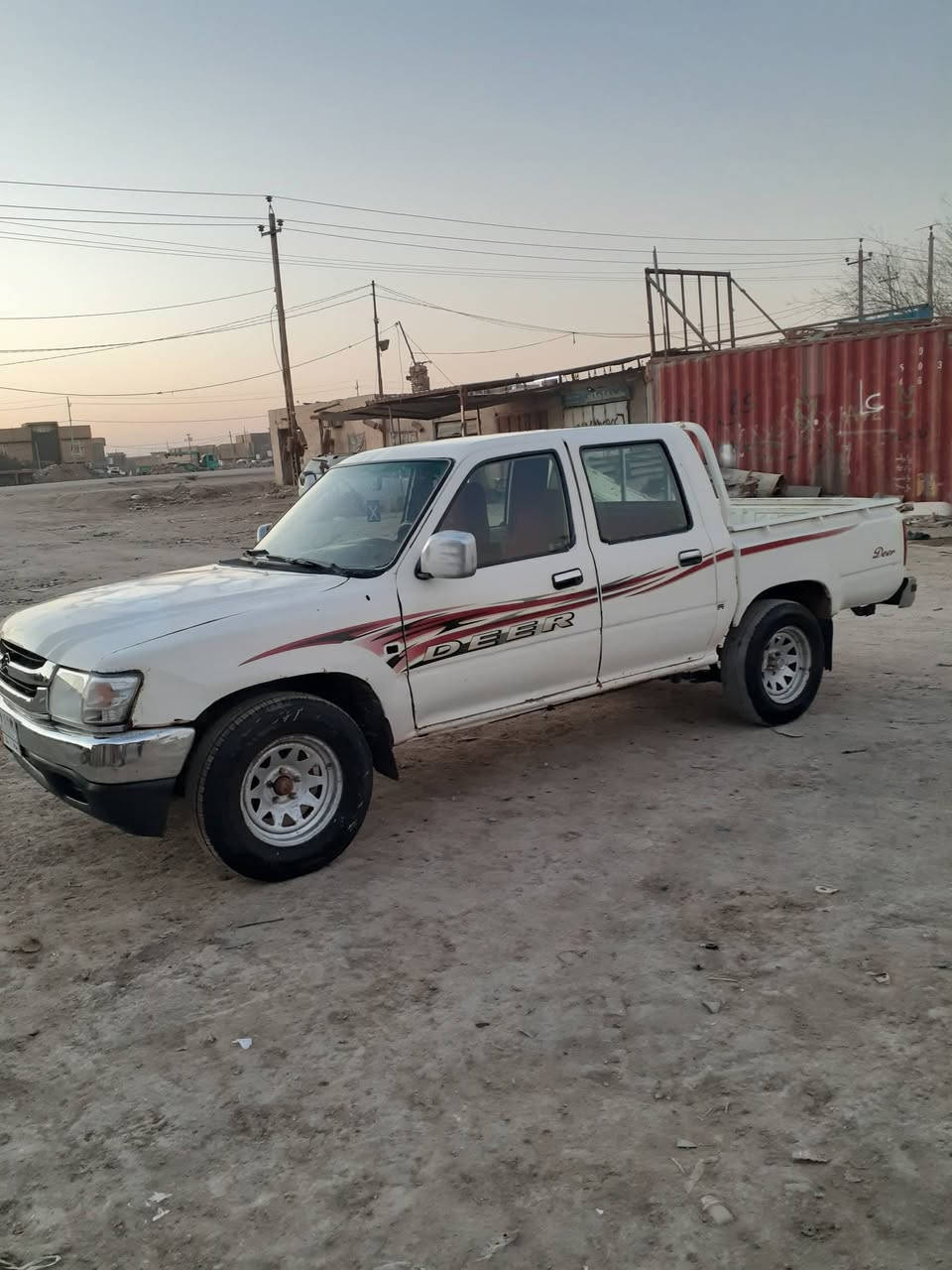 السلام عليكم دير ٢٠٠٦ مصبوغه عام محرك وكير نضيفات حداديه وتيرات  نص عمر سنويه نافذه شرط التحويل رقم ذي قار السعر ٣٠ ورقه بيها مجال مكان السياره ذي قار الفجر اتصال *********** او ***********
