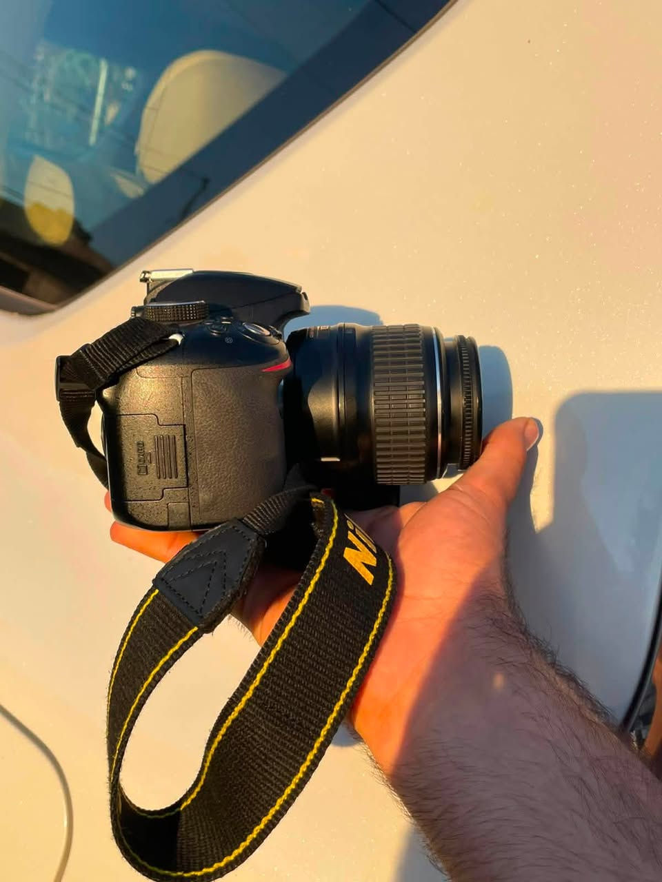 للبيع نيكون. 3200  D
NIKON 3200 

الملحقات 
شاحنه
بطاريات عدد 2
حزام كتف 
عدسه 55.18 VR اوتو فوكس 

الكامرا نظافة عالية استخدام شخصي 

المكان بغداد. للاستفسار اكثر سعرر خاص او الاتصال ***********
