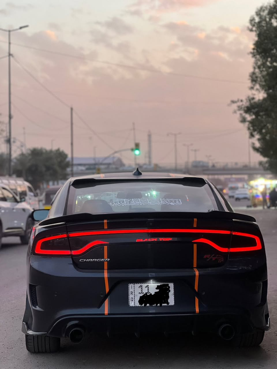 ً
سلام عليكم

جارجر 2018

RT/5700

بدون ايرباك 

بصمة وتشغيل عن بعد 

ماشية 75 

حساس خلفي 

ويل 20 RT اصلي

شاشه وكامره خلفيه 

شفتات ستيرن

كشنات كهرباء 

كشنات جلد وكنتارة غرفة حمرة

بلوجكتر 

لد متغير 

سستم كامل SRT

دبات صوت مرتب 

السيارة داخلة بس دعامية امامية و هنا صار بيهه بابين صبغ البنيد الاصلي موجود 

سعر 197 $

الكرخ / البياع

***********
