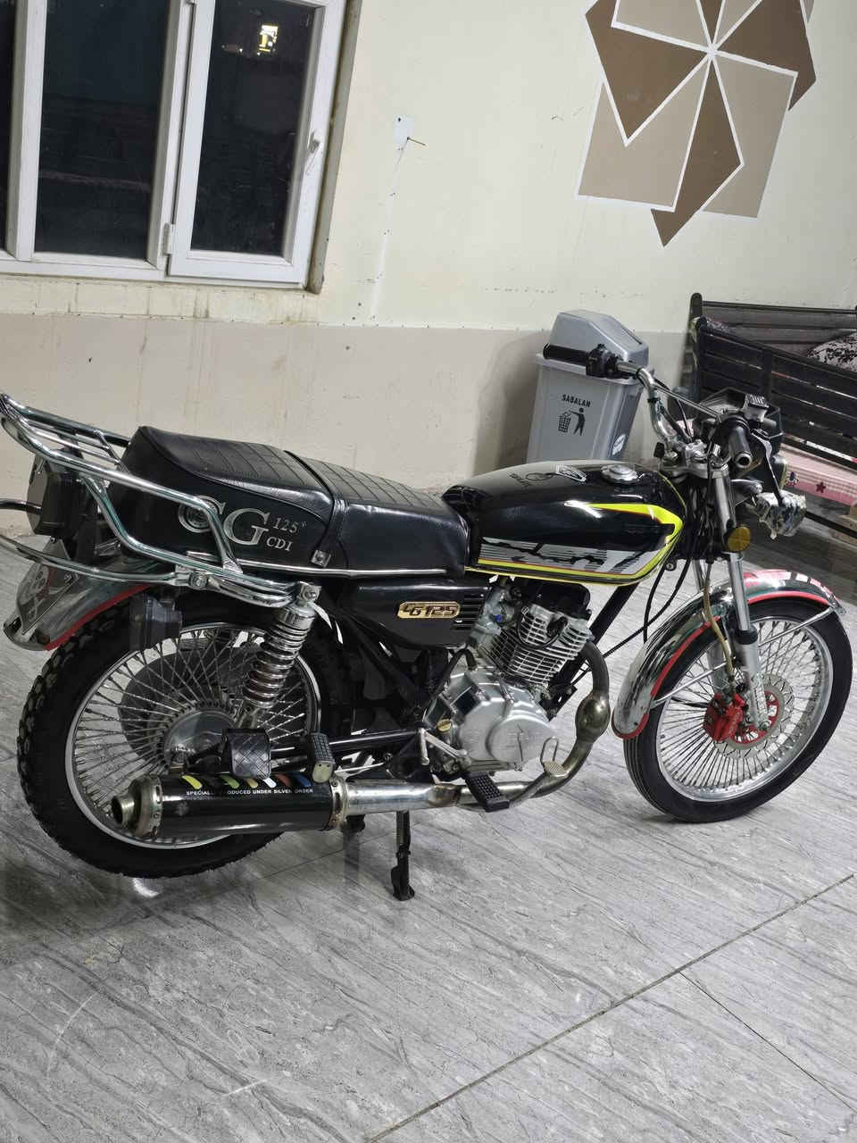 سلام عليكم للبيع تايكر 23 مكينه خير من الله اي نقص مابيها السعر 460 بيها مجال المكان ديالى كنعان ***********
