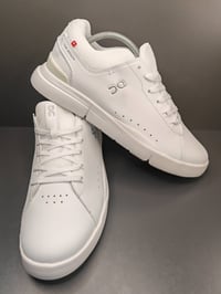 كيو سي قياس 44 • طول 28سم • ابيض