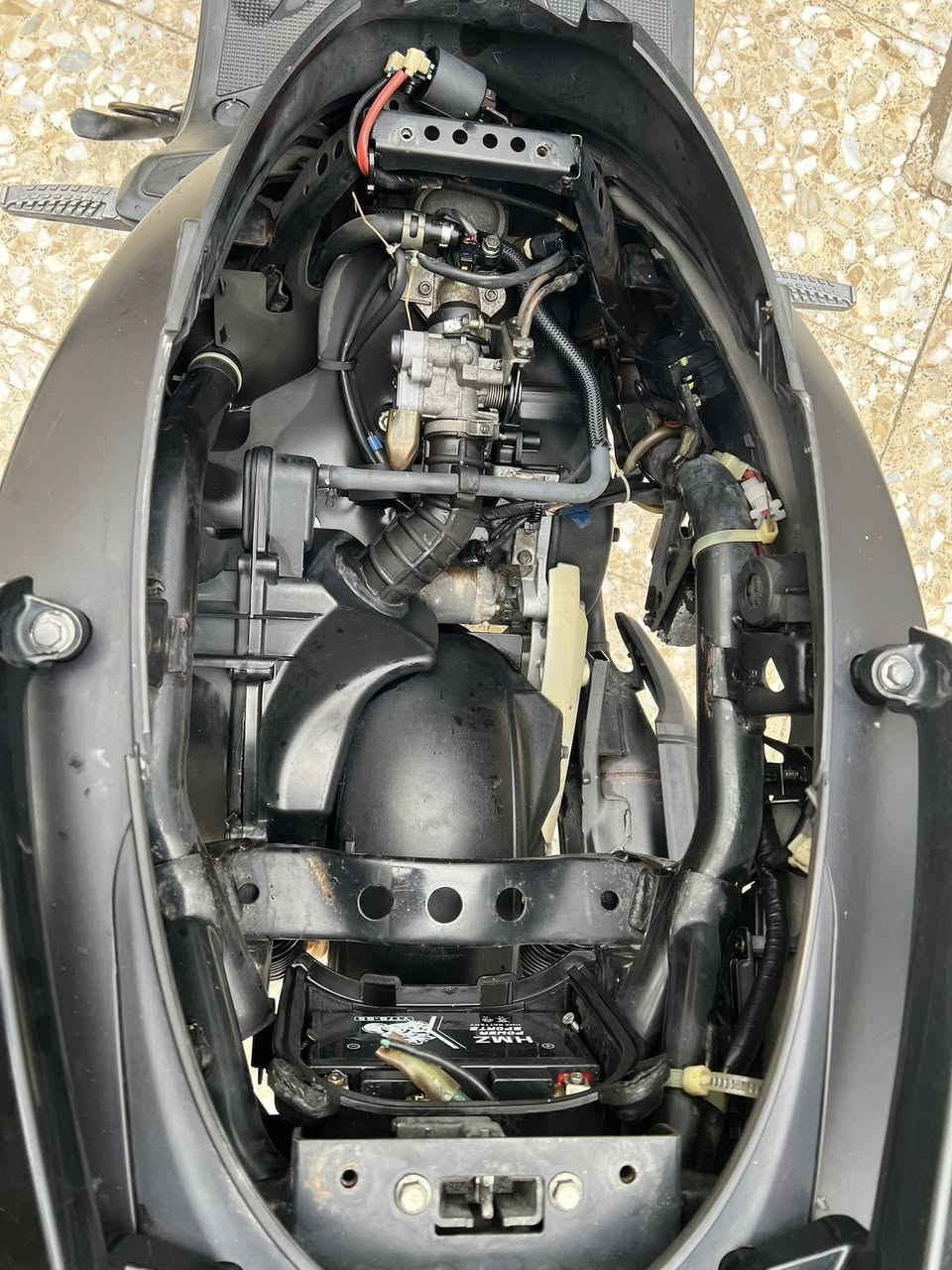 سكنس لد للبيع مكفوله كفاله عامه من كفر ومحرك برغي ممفتوح بيه ماشيه ٣٦ معروضه مليون
***********
