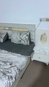 تاخم نڤستن • غرفة نوم مستعملة • غرفة نوم نظيفة • مجموعة نوم • غرفة نوم...
